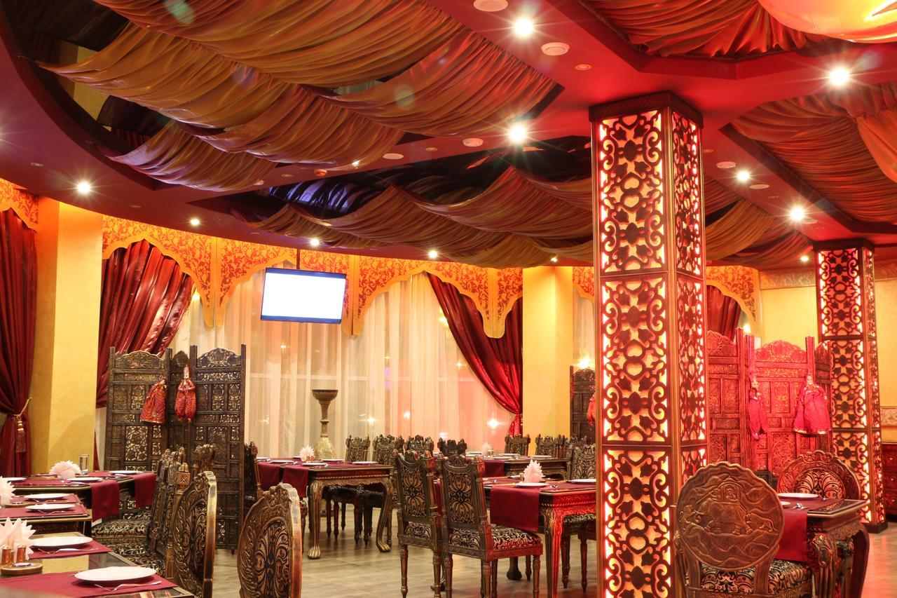 India Palace Hotel ハルキウ エクステリア 写真