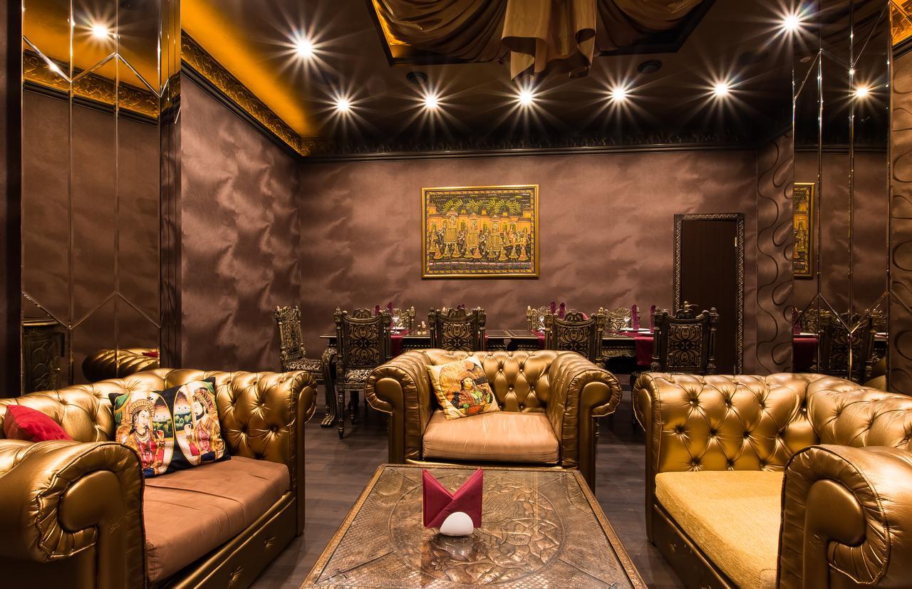 India Palace Hotel ハルキウ エクステリア 写真