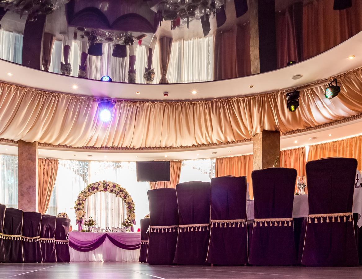 India Palace Hotel ハルキウ エクステリア 写真
