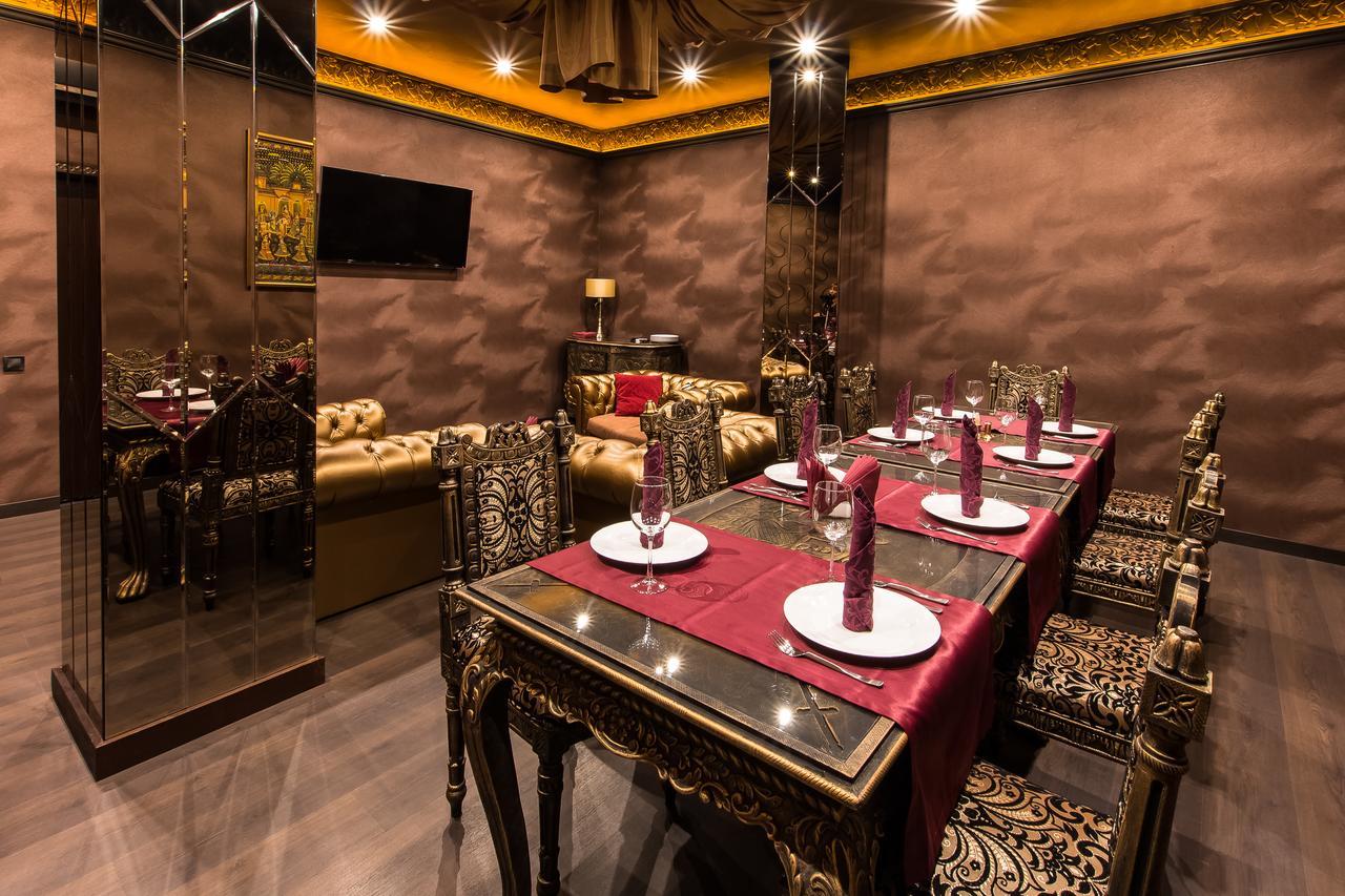 India Palace Hotel ハルキウ エクステリア 写真